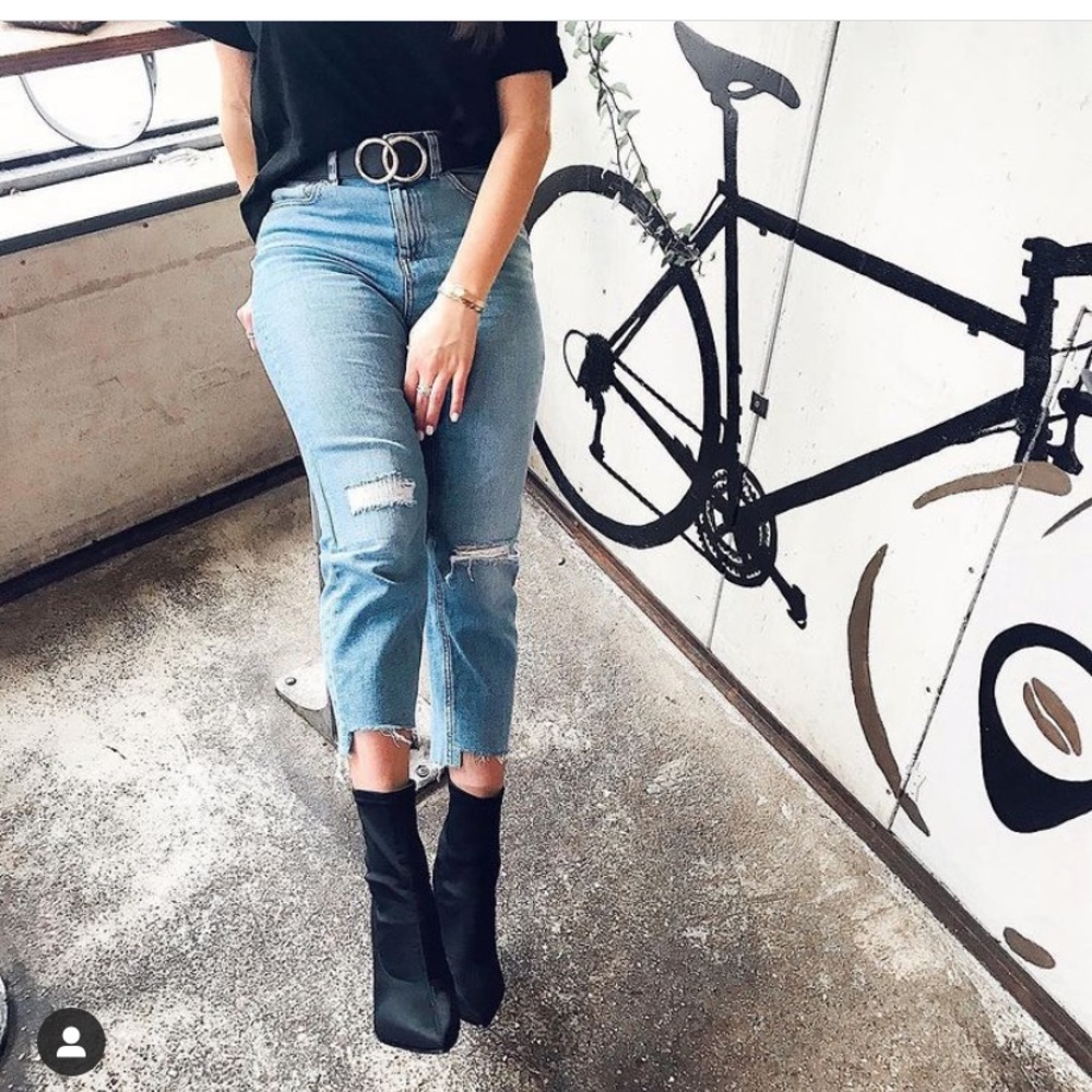 Cropped high rise jeans